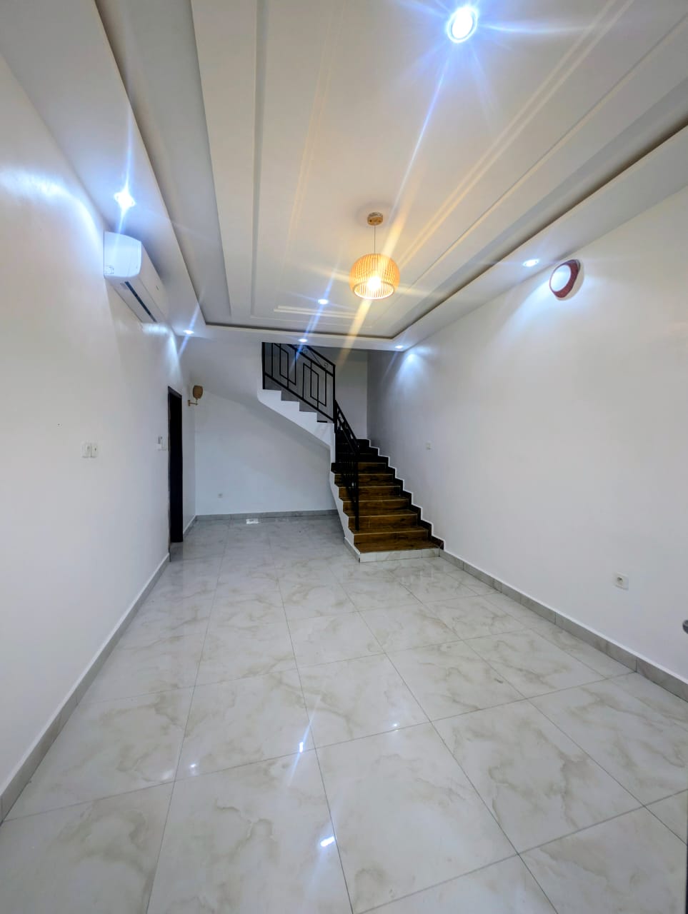MAISON DUPLEX